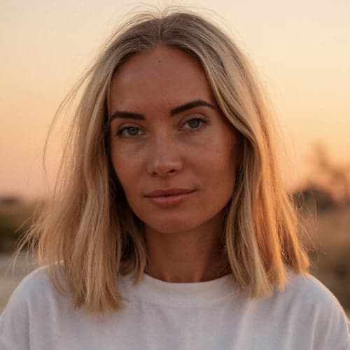 Yulia Niko artwork for the Beatport Melodig Week 20 chart